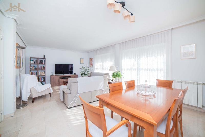 Foto caf8b38f-ea03-46c8-966c-59bc1a485c39. Chalet con riscaldamento piscina in Urbanizaciones Rivas - Vaciamadrid