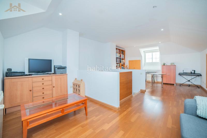 Foto ecc1c08b-197f-45ce-aa0f-3bc801d7f6aa. Chalet con riscaldamento piscina in Urbanizaciones Rivas - Vaciamadrid