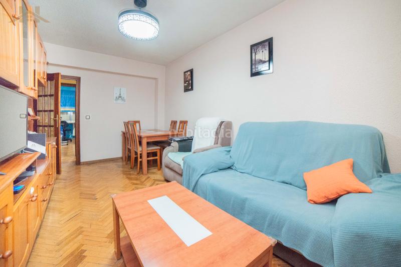 Foto b2cc22f0-5554-4c48-a5e0-d43ccc4fa839. Piso  en venta en calle de covadonga en Vírgenes Leganés