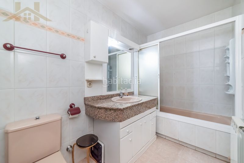 Foto ffa091ce-4f7a-4773-94dc-a79835d54fee. Casa adossada amb calefacció a Valdepelayo-Montepinos-Arroyo Culebro Leganés