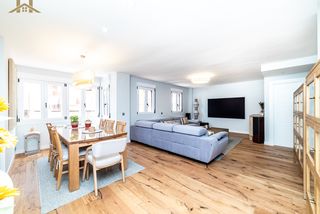 Duplex à Valdepelayo-Montepinos-Arroyo Culebro. Dúplex en venta en avenida del conde de barcelona