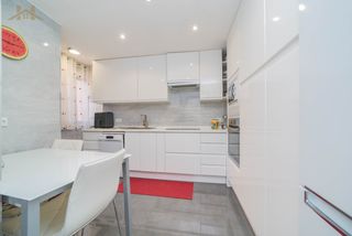 Appartamento  Calle de chile. Hogares solagua pone a la venta esta excelente vivienda