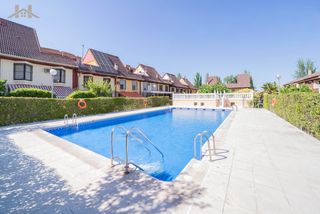 Chalet in Las Dehesillas-Vereda de los Estudiantes. ¡hogares leganes centro vende en exclusiva!