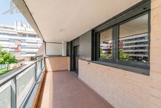 Appartement  Calle murillo 1. Hogares solagua pone a la venta este fantástico piso en el barri