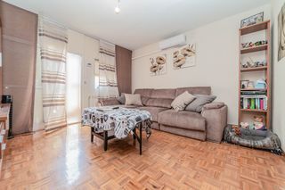 Pis  Calle del río turia. Piso en venta en calle del río turia