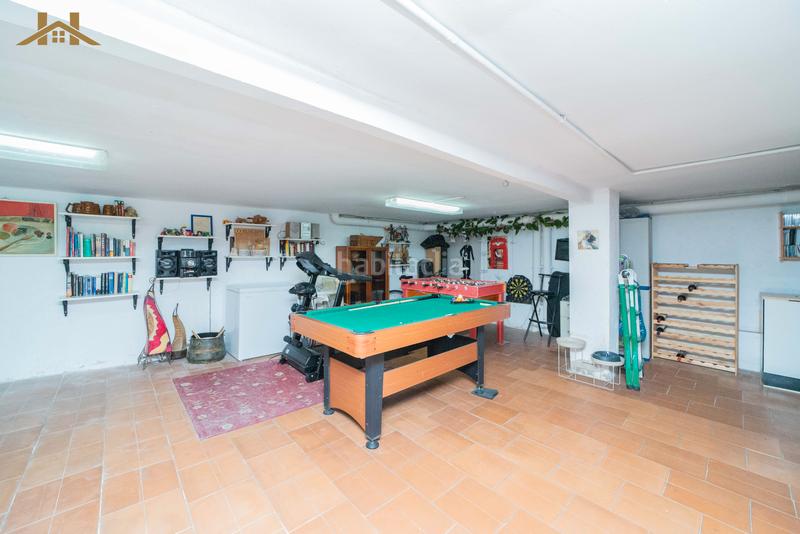 Foto 1447b63c-6f19-4c84-9e19-2fb0886e183c. Chalet with fireplace heating pool in Fontenebro-Altavista Collado Villalba