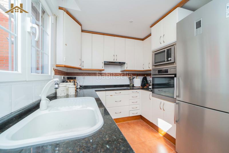 Foto 391346a9-8921-4fcf-ab3c-d4c42fb0024a. Chalet with fireplace heating pool in Fontenebro-Altavista Collado Villalba