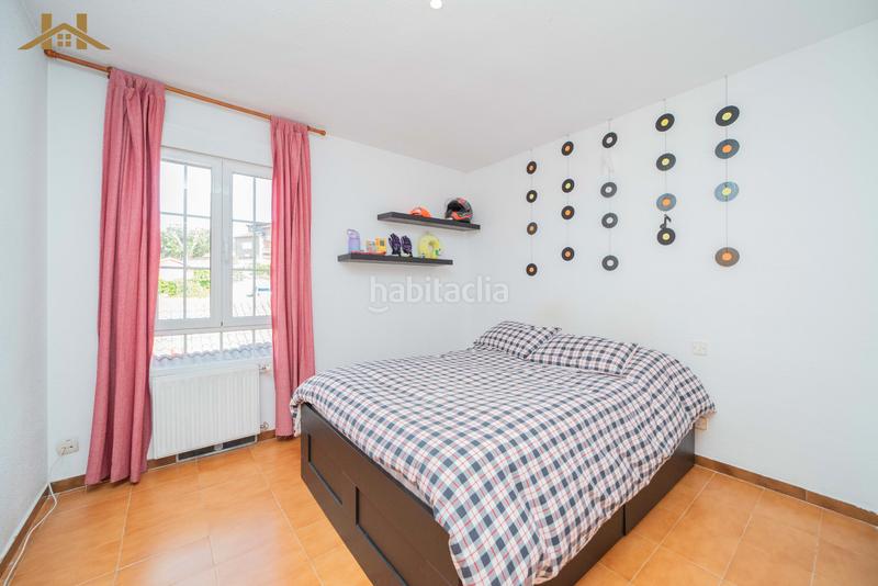 Foto b7cd3458-96b0-47cb-96f6-0518c327ddb6. Chalet with fireplace heating pool in Fontenebro-Altavista Collado Villalba