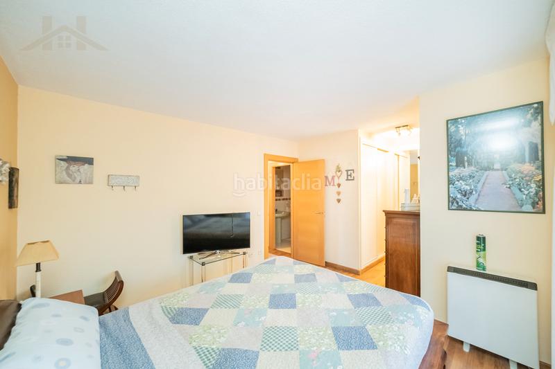 Foto 0ffac14f-8363-453c-9c9a-ad5d5aa1f2f7. Maison jumelée avec chauffage parking piscine dans Villalba Pueblo Collado Villalba