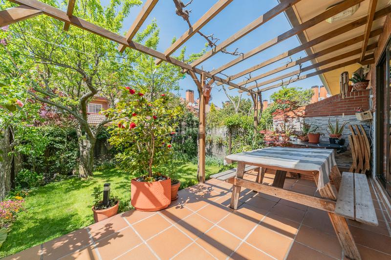 Foto 54f92e83-b01c-4b3e-99d5-983ae5447253. Maison jumelée avec chauffage parking piscine dans Villalba Pueblo Collado Villalba