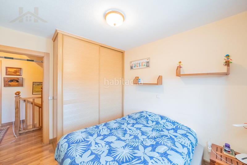 Foto 7d966b85-0e22-4192-b173-489426862cd3. Maison jumelée avec chauffage parking piscine dans Villalba Pueblo Collado Villalba