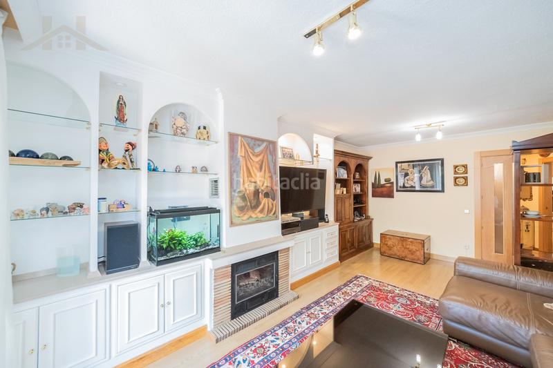 Foto a5d6979d-ea2e-4dd1-a782-204bb58f4952. Maison jumelée avec chauffage parking piscine dans Villalba Pueblo Collado Villalba