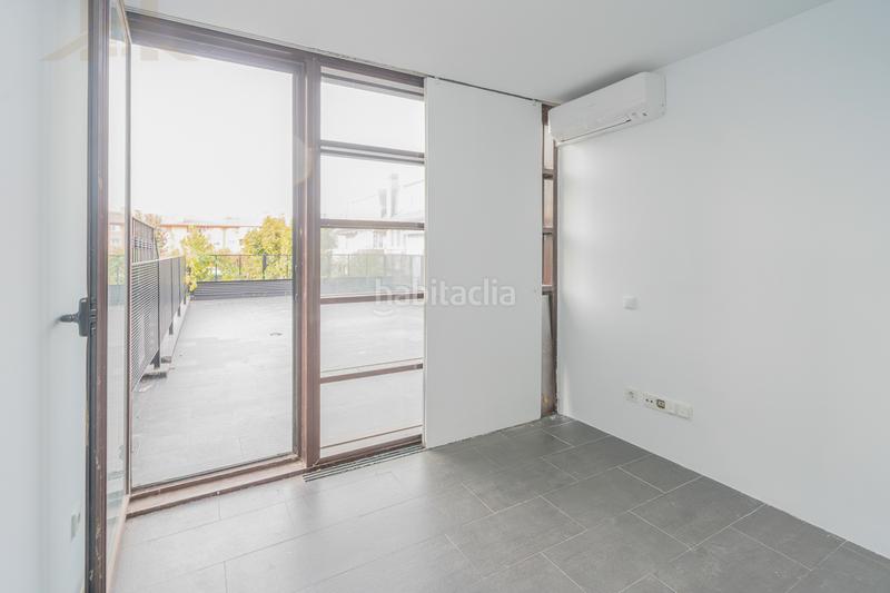 Foto dafc23e0-c372-4caf-a4fc-1c0adb565808. Zweistöckige wohnung mit heizung in Villalba Estación Collado Villalba