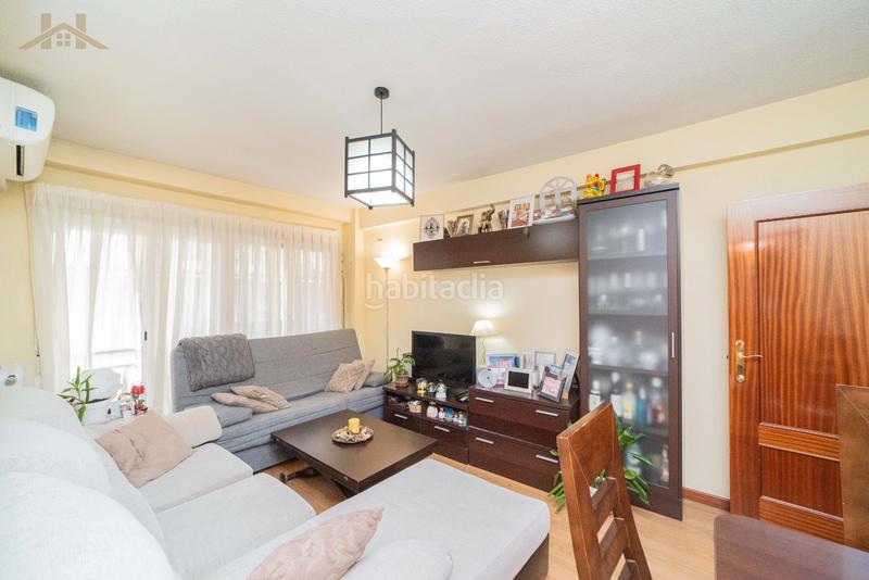 Foto b16cafc7-a8e1-40d0-853f-c65bdd8d2b41. Etagenwohnung mit parking in Villayuventus-Renfe Parla