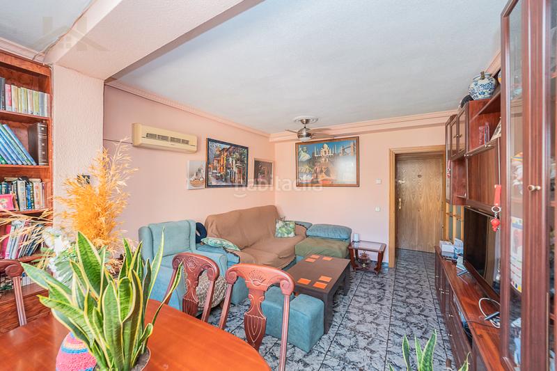 Foto c2df88df-d7c3-4154-8498-b3b466fafaf8. Flat in calle valladolid 31 in Villayuventus-Renfe Parla