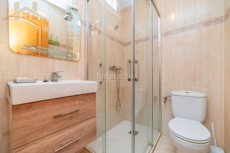 Foto 800121bc-3683-4d1b-b51c-0161cccd7135. Chalet mit heizung parking in Pintores-Ferial Parla