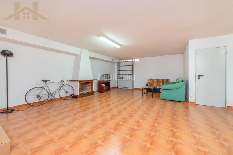 Foto 8a2d0957-9fae-4eb7-b817-d2ce6ad51acc. Chalet mit heizung parking in Pintores-Ferial Parla