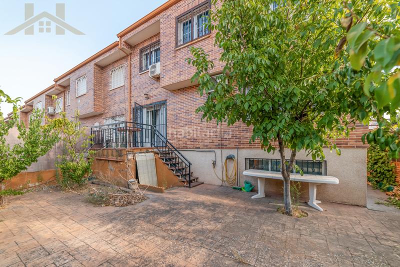 Foto 11b01066-9beb-4135-8962-f8a3d8b0b982. Chalet en Pintores-Ferial Parla