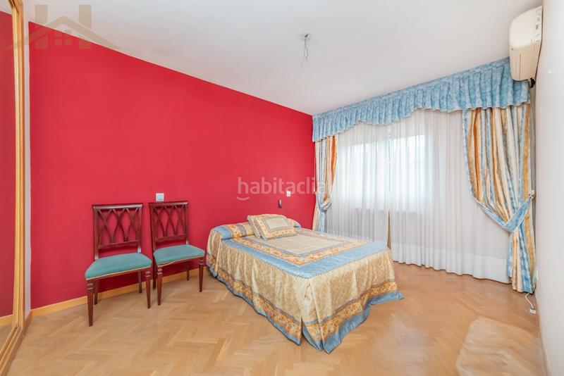 Foto 61467ed2-26ba-494a-98d3-a5a9be2fbe8d. Chalet en Pintores-Ferial Parla