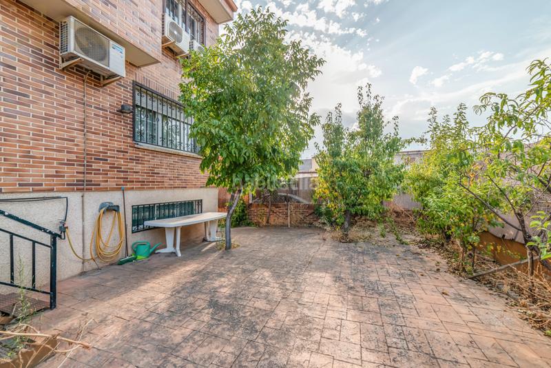 Foto 04be17ab-5b7e-4511-99aa-d6fd71dad1a4. Chalet con riscaldamento parcheggio in Pintores-Ferial Parla