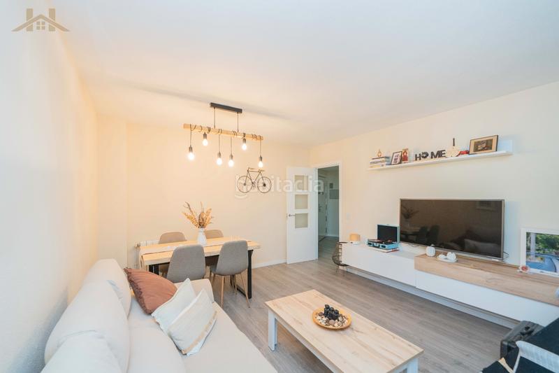 Foto 315f6c46-ba46-4dd1-afa0-4f36ec4ba9cf. Pis amb calefacció piscina a Parque de la Coruña-Las Suertes Collado Villalba