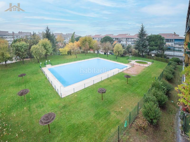 Foto 16cc05ee-4121-461a-b39a-6576d5288c00. Duplex with fireplace heating parking pool in Parque de la Coruña-Las Suertes Collado Villalba