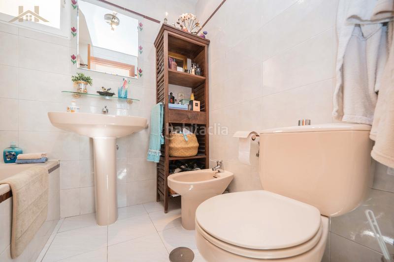 Foto 0c8d3154-e1a5-49f6-98c2-648f10a7468a. Chalet con camino riscaldamento parcheggio piscina in Collado Villalba