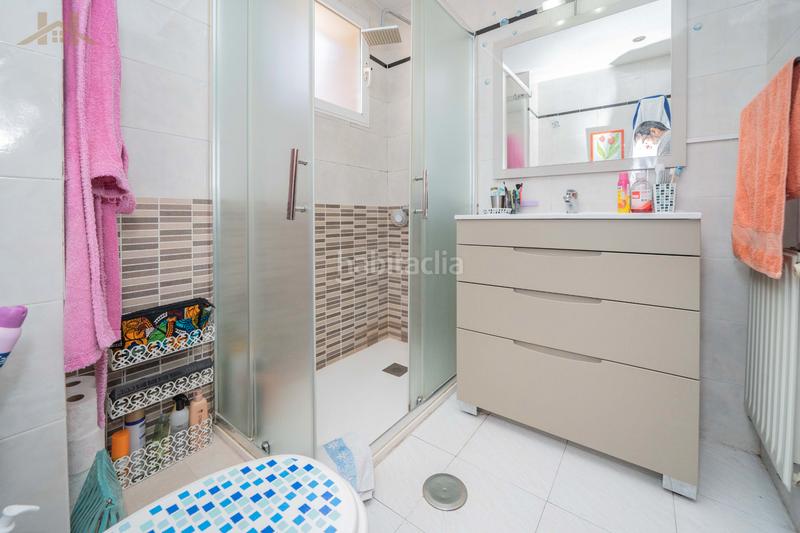 Foto fe1cc8eb-04ab-4391-8e89-450920b173f8. Chalet con camino riscaldamento parcheggio piscina in Collado Villalba