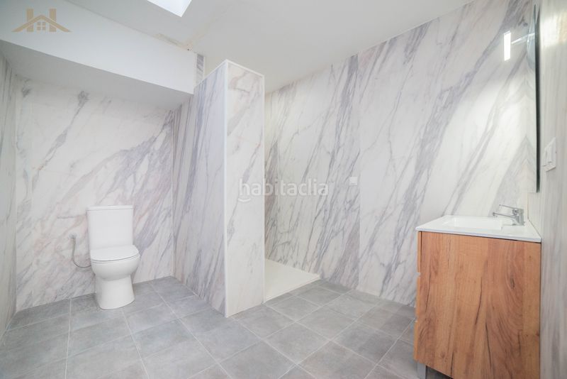 Foto 181d7db4-83a5-4fab-91c8-c17de0e9b22d. Casa adosada en Calle Pinto-San Roque Parla