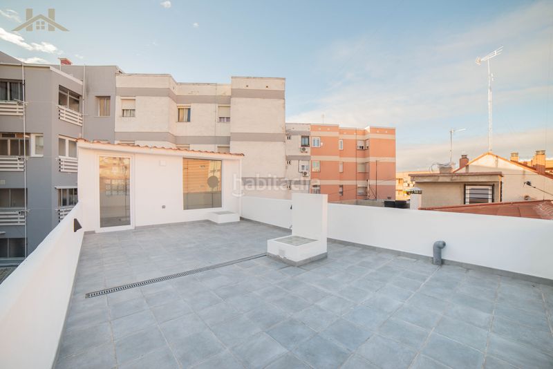 Foto 2cc9c005-eae6-4e99-a6c2-bff142c808f9. Casa adosada en Calle Pinto-San Roque Parla