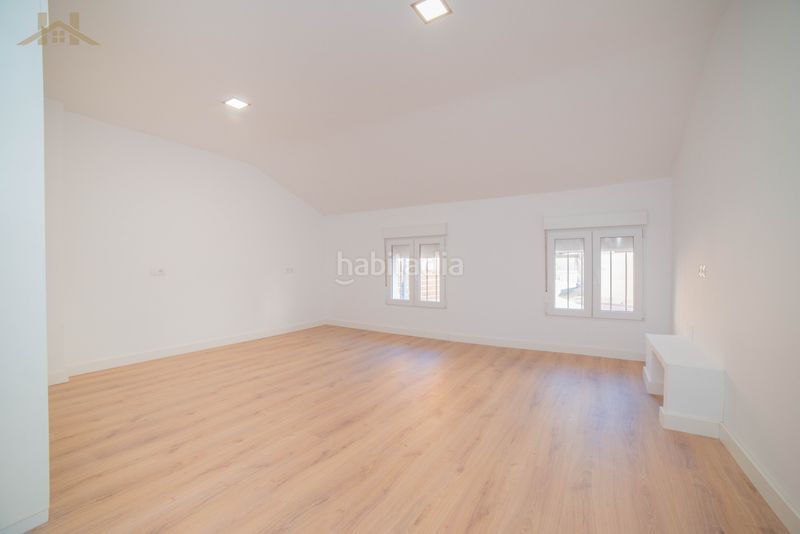 Foto b0e5b3fa-ca28-42d6-88b8-762aa8f0c3ad. Casa adosada en Calle Pinto-San Roque Parla