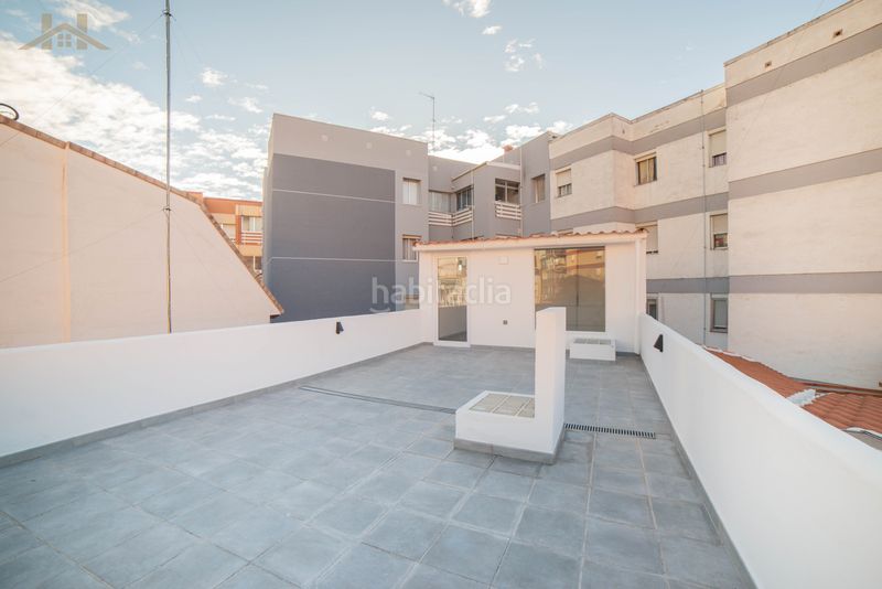 Foto 83db5b1d-f503-4aa4-901a-8d96b6199974. Reihenhaus in Calle Pinto-San Roque Parla