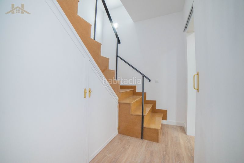 Foto ee017400-6053-407a-b20b-7dea727f8141. Reihenhaus in Calle Pinto-San Roque Parla