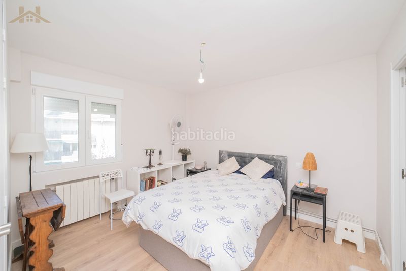 Foto 1d9eadc3-f89e-4b69-8106-22497c16d9c8. Pis amb xemeneia calefacció piscina a Los Valles Collado Villalba