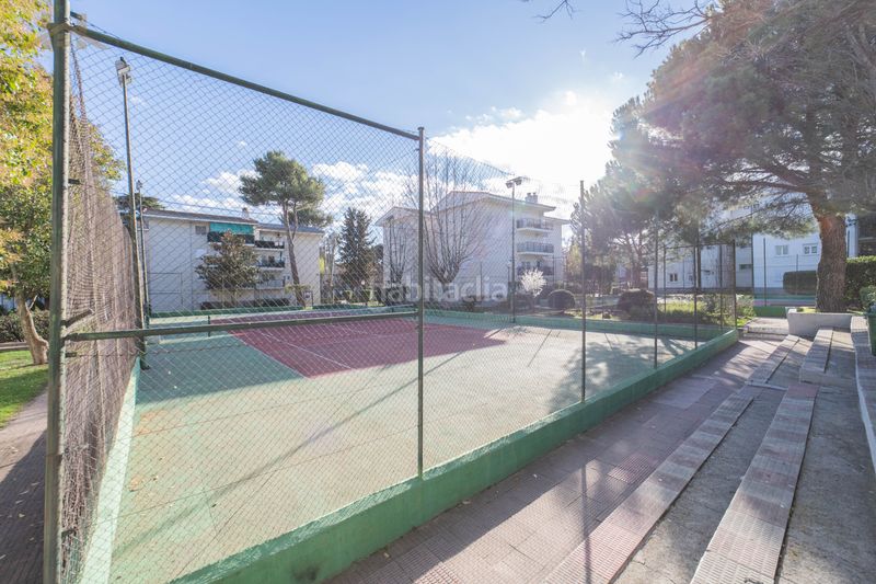 Foto 3b5908d9-98d4-4245-b4f9-8c51c7d1bfea. Pis amb xemeneia calefacció piscina a Los Valles Collado Villalba