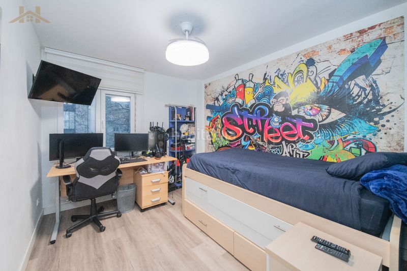 Foto d804998d-d268-4721-bbf6-30d79dee80b5. Pis amb calefacció aparcament piscina a Parque de la Coruña-Las Suertes Collado Villalba