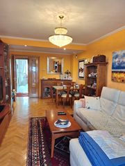 Miete Etagenwohnung  Calle león. Alquiler de piso en villalba pueblo