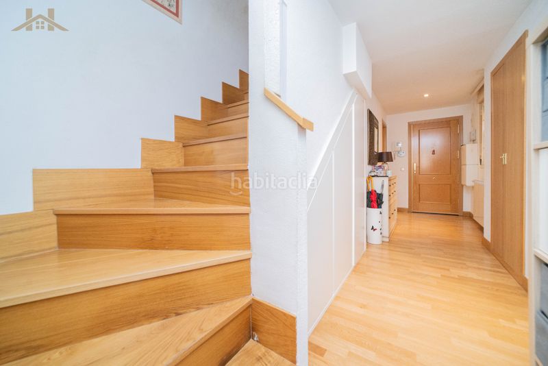 Foto d30dfd04-be3d-493d-9e29-de5ff075d7af. Dúplex amb calefacció aparcament piscina a Villalba Pueblo Collado Villalba