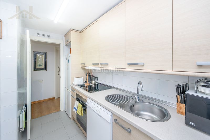 Foto af657a33-12d6-424d-8cb1-aebb5aac4f2c. Pis amb calefacció aparcament a Parque de la Coruña-Las Suertes Collado Villalba