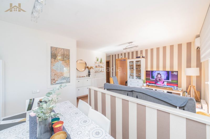 Foto e97ad43e-25e4-44fa-8c2f-520f4cf9b3f3. Pis amb calefacció aparcament piscina a Villalba Estación Collado Villalba