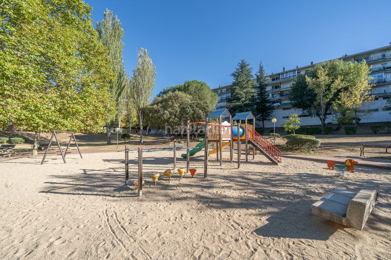 Foto 023c3b71-3247-4e7e-b213-a8cd4f97dd08. Pis amb calefacció piscina a Parque de la Coruña-Las Suertes Collado Villalba