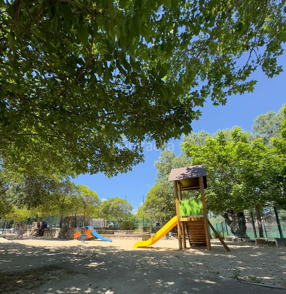 Foto f90274e3-85b4-4f24-8f27-188c4a8023fd. Pis amb calefacció piscina a Parque de la Coruña-Las Suertes Collado Villalba