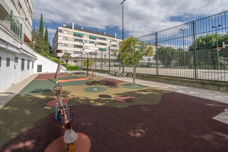 Foto 11c687aa-2eb6-48c8-b704-3c5d4c7948f3. Pis amb calefacció piscina a Villalba Estación Collado Villalba