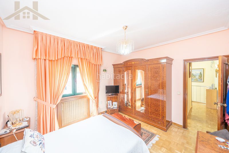 Foto bca7e015-3bb7-4e7c-a3cd-886cad509459. Casa adossada amb calefacció a Villalba Estación Collado Villalba