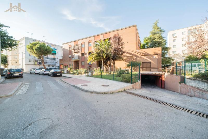 Foto c57c4e9d-54ab-4b42-ab12-def426eb6aa6. Flat in glorieta de la estación 4a in Centro Navalcarnero