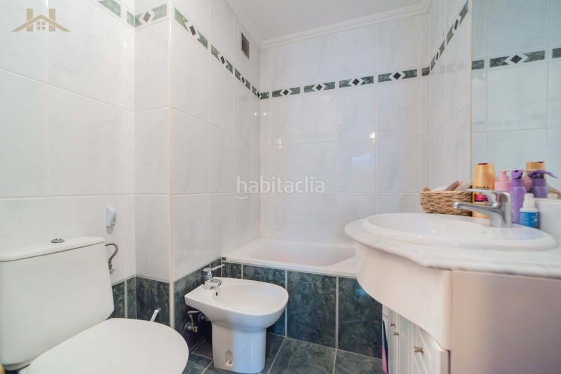 Foto f3ce982b-7f81-4061-b044-b926fac3de78. Flat in glorieta de la estación 4a in Centro Navalcarnero