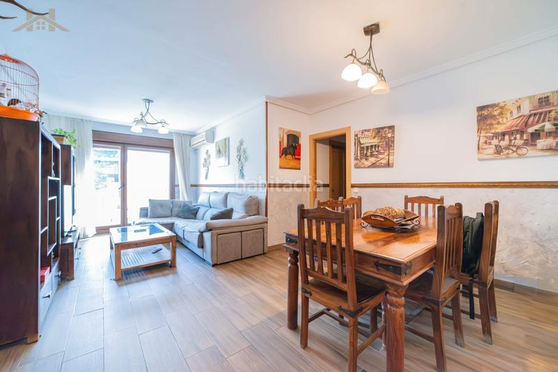 Foto 63c3aa44-d1ee-4b12-8edb-98573b3ca037. Pis a glorieta de la estación 4a a Centro Navalcarnero