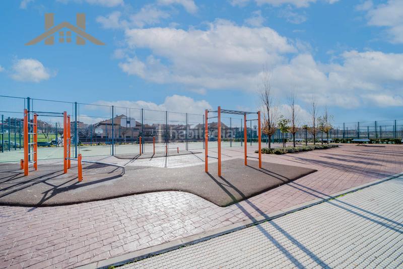 Foto 95dded36-cacb-4b4e-8c3f-fc0627af3529. Chalet con camino riscaldamento parcheggio piscina in Navalcarnero