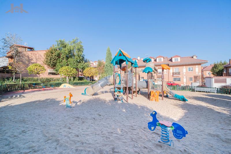 Foto f4143204-6a1a-4695-8db7-09bd98d1ef13. Xalet a calle mancigordo 2 a Centro Navalcarnero