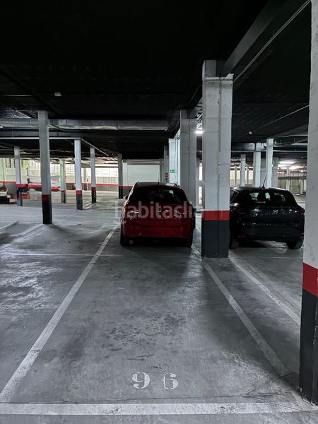 Foto ee54fc21-3239-4877-ad4b-a35a39339cec. Aparcament cotxe a calle del labrador 6 a La Dehesa - El Pinar Navalcarnero